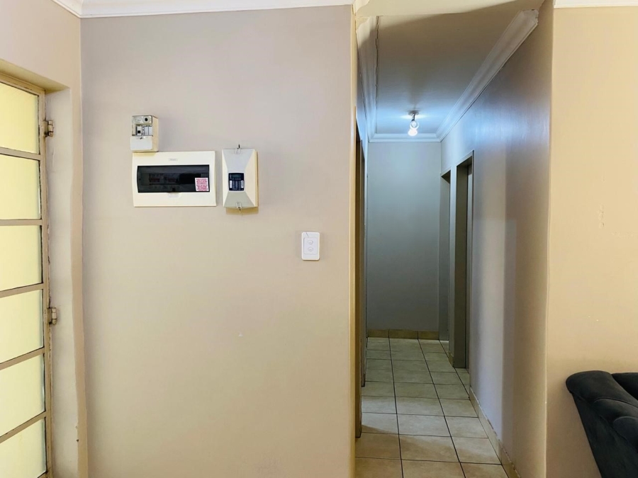 3 Bedroom Property for Sale in Geelhoutpark North West